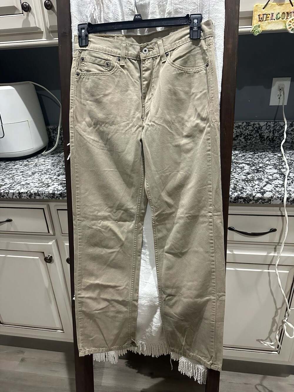Levi's 505 Regular Fit Straight Leg Tan Khaki Pants Mens Size 31x32